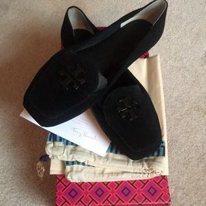 Brand new Tory Burch fitz loafer in black suede
